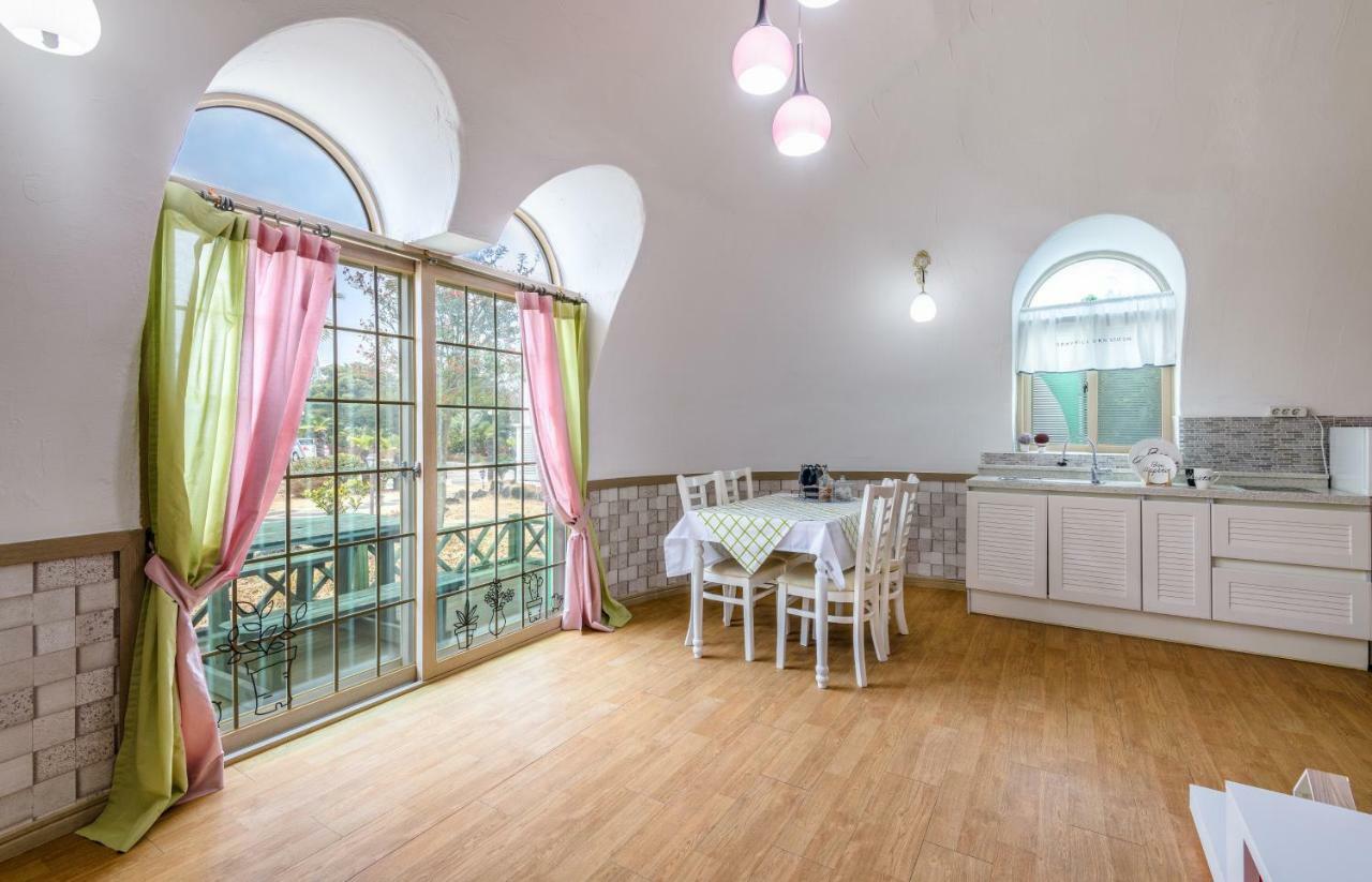 Domgrami Pension Seogwipo Esterno foto